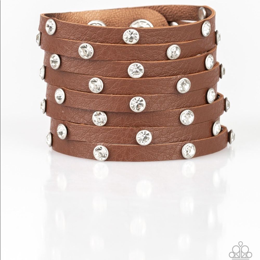 5 𝚏𝚘𝚛 $25 𝙿𝚊𝚙𝚊𝚛𝚊𝚣𝚣𝚒